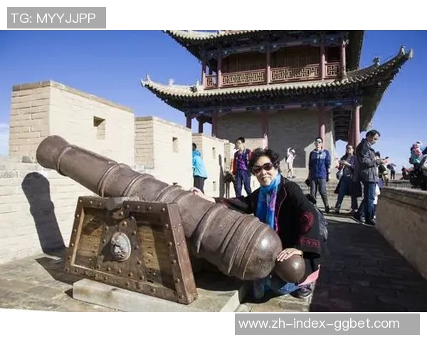 新月崛起的独特之路与沙超金元驱动的成功之道探讨 新月崛起的独特之路与沙超金元驱动的成功之道探讨